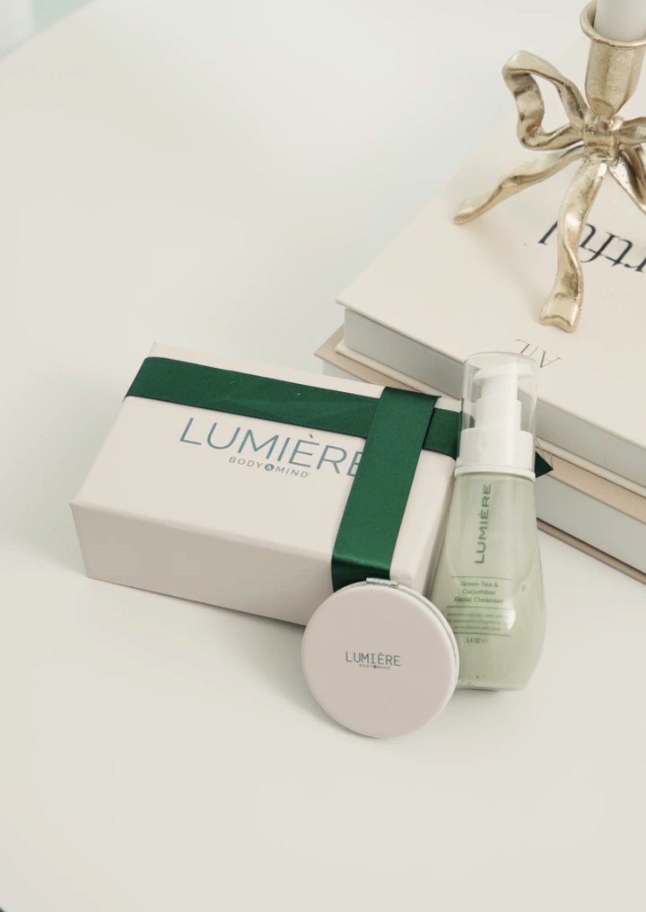 White box with green band